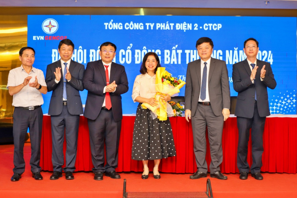 tổng công ty phat điện 2 đại hội bât thường