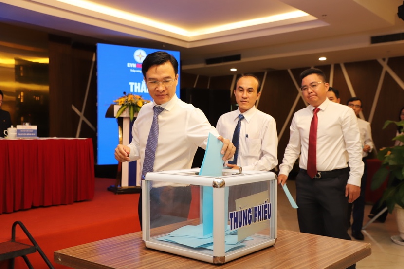 tổng công ty phát điện 2 bầu bổ sung thành viên HĐQT