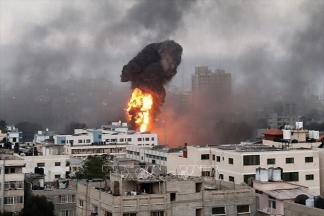 Mỹ không kích nhiều nơi ẩn náu của IS tại Syria