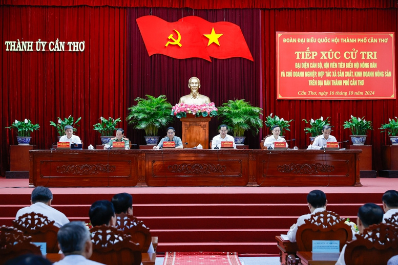 tiếp xúc cử tri
