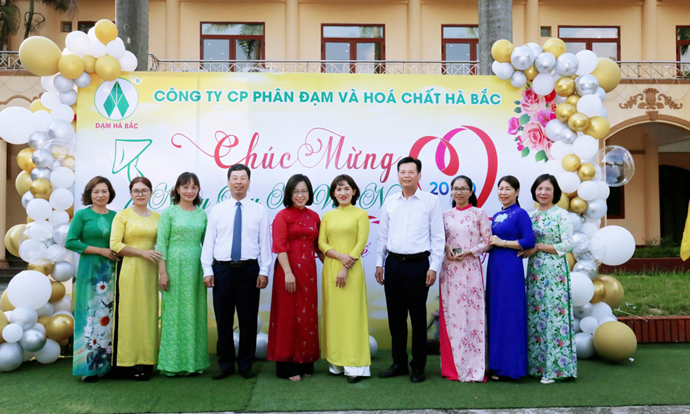 Description: https://fs.vinachem.com.vn/files/5e247704724346d98f5efb6caa22f6eb/image=jpeg/38ae3b849fe444cbacc1eb9f14ccf60b/z5941581847259_1519adc99f57328ac4b041f4c5713b7a.jpg