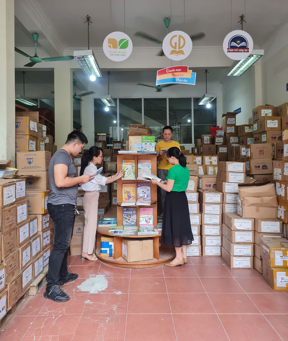 Ông Trần Quốc Hưng - Giám đốc Công ty Cổ phần Sách và Thiết bị Giáo dục Nam Định