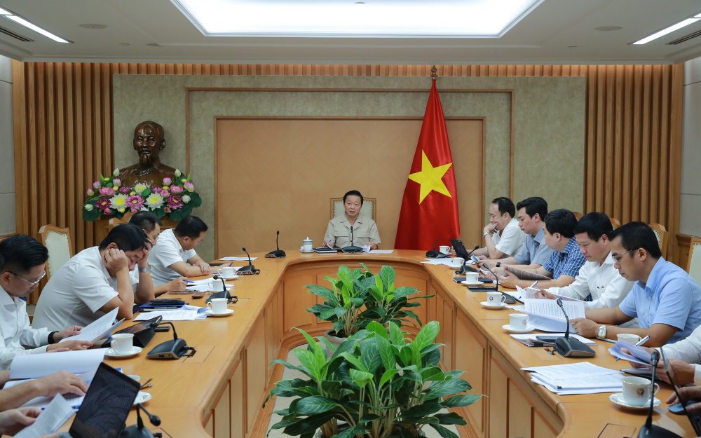 Rà soát, hoàn thiện trước khi ban hành Nghị định về phát triển điện mặt trời mái nhà
