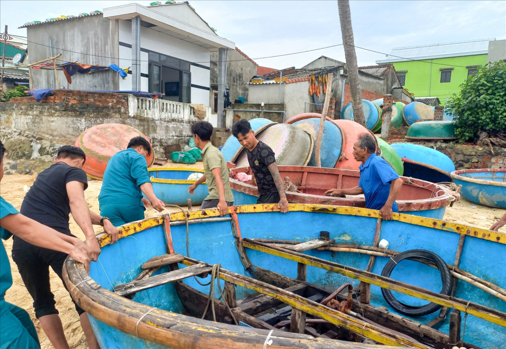 Quảng Ngãi chống bão
