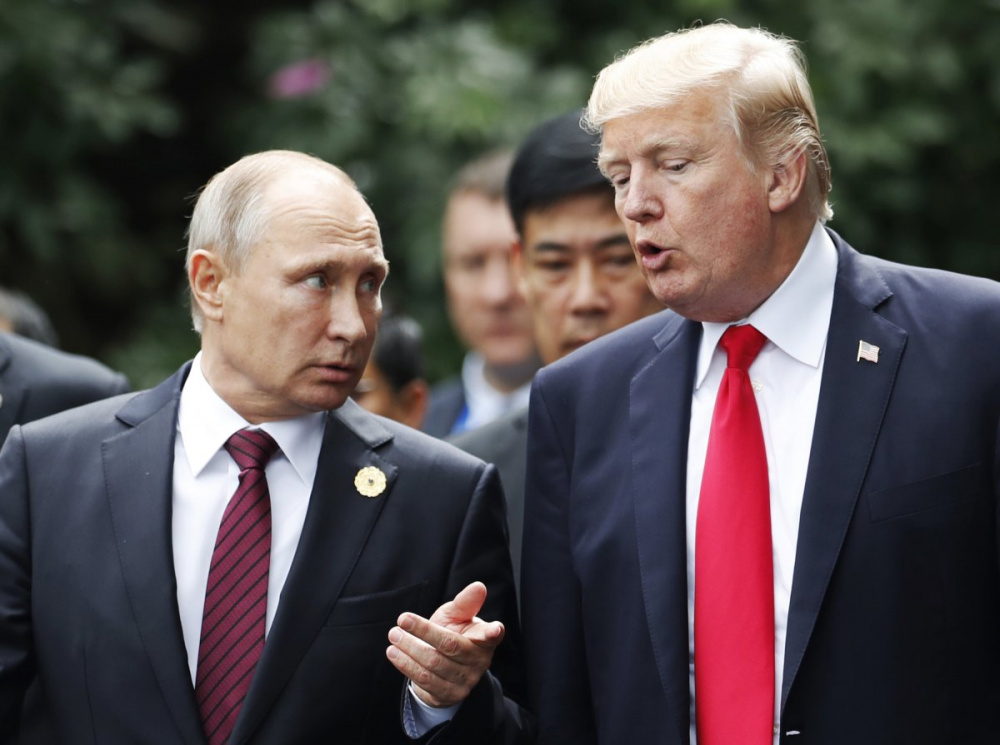 Donald Trump vs Vladimir Putin