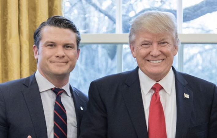 Pete Hegseth và Donald Trump