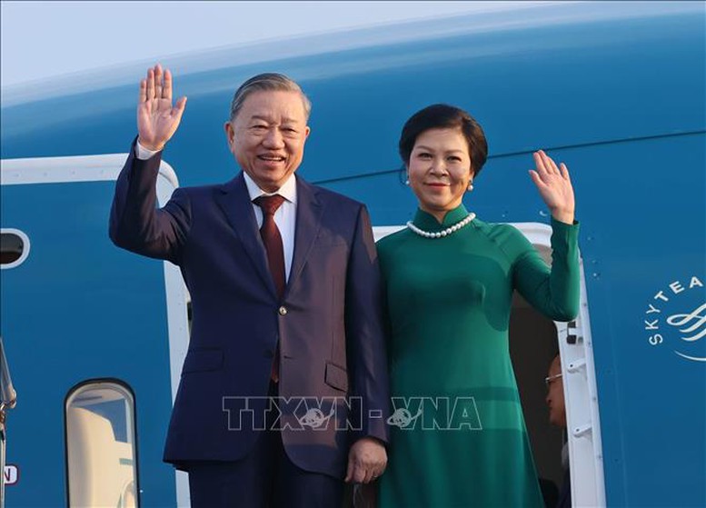 Cwin666 công ty cờ bạc uy tín nhất và Phu nhân lên đường thăm chính thức Malaysia- Ảnh 1.
