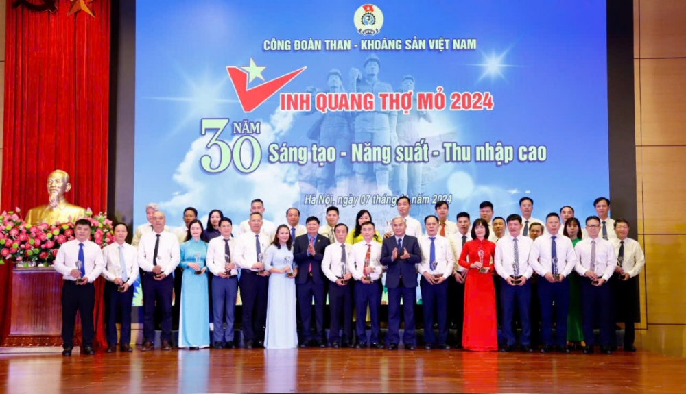 03 thợ mỏ Than Thống Nhất được vinh danh tại Chương trình Vinh quang Thợ mỏ năm 2024