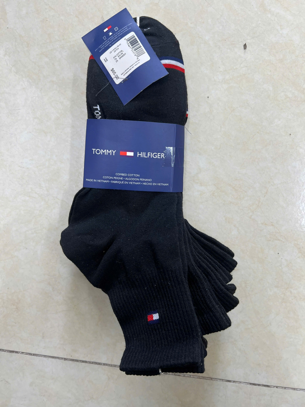 Hà Nội phát hiện hai cơ sở Nền tảng hàng đầu cung cấp Cwin com tất giả mạo nhãn hiệu Adidas, Puma, Uniqlo và Tommy Hilfiger
