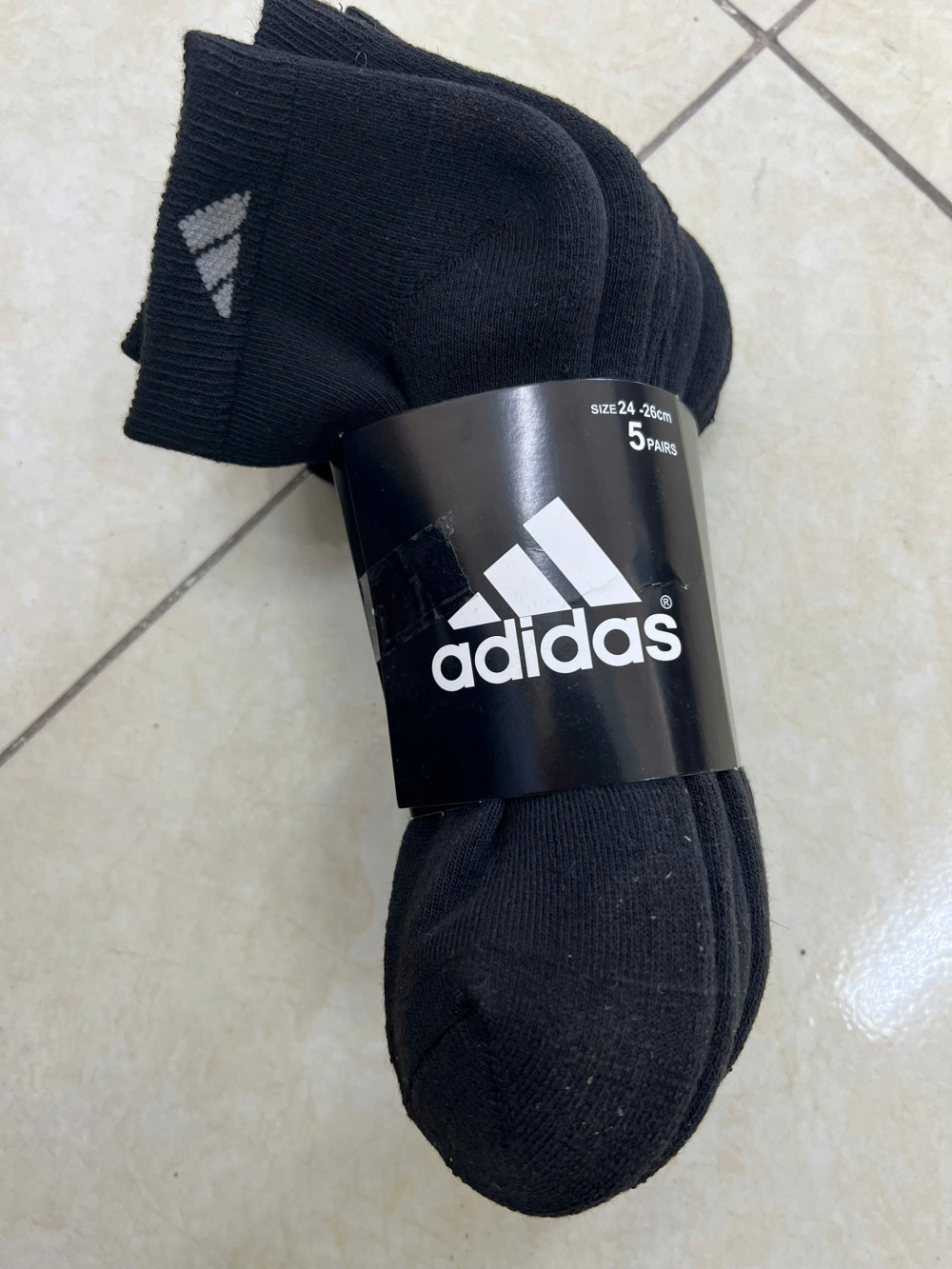 Hà Nội phát hiện hai cơ sở Nền tảng hàng đầu cung cấp Cwin com tất giả mạo nhãn hiệu Adidas, Puma, Uniqlo và Tommy Hilfiger