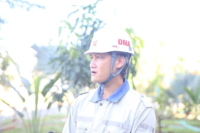 Ông Phùng Văn Tài, Phó Quản đốc Phân xưởng Nung hydrat chia sẻ về những áp lực hoàn thành mục tiêu sản xuất, kinh doanh trong những tháng cuối của năm 2024