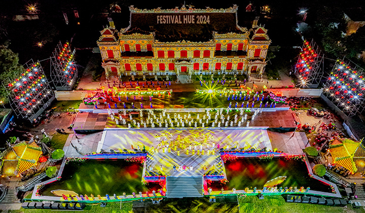 Festival Huế đã thành thương hiệu, thu hút đông đảo khách du lịch đến với Cố đô