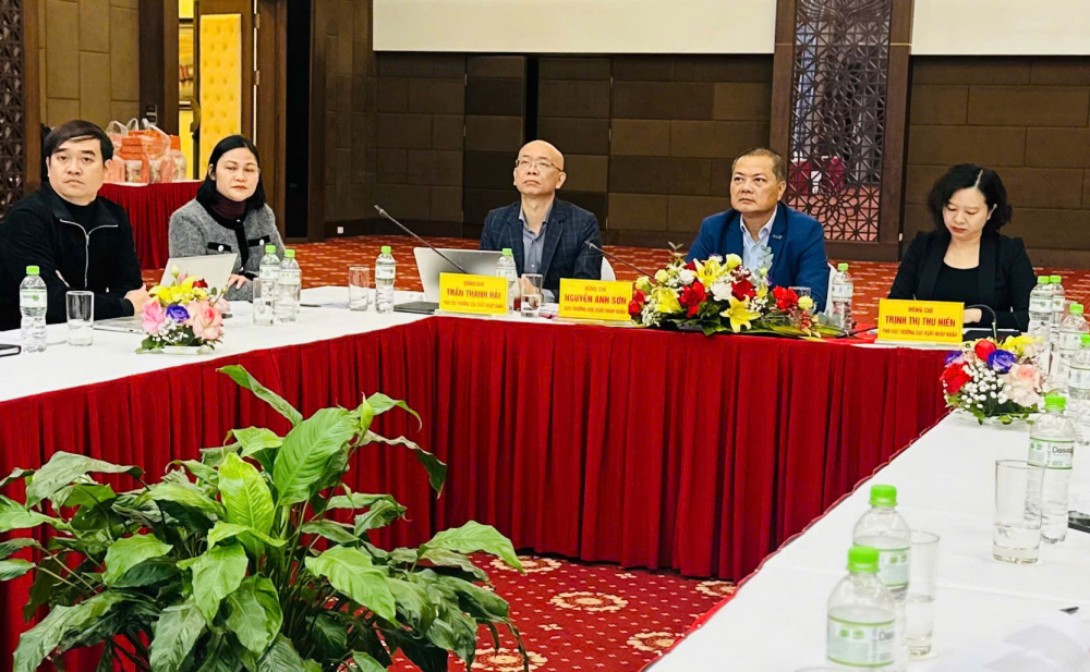 xuất Cwin com sòng bạc trực tuyến