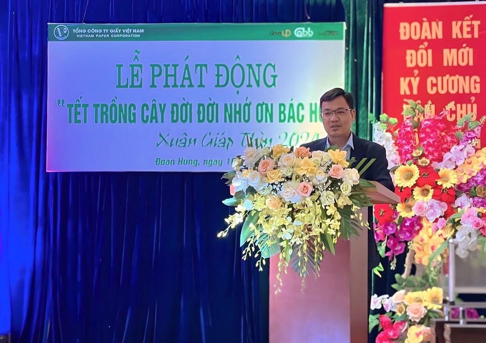 ông Lê Công Hoàng Tổng giám đốc Tổng Công ty Giấy Việt Nam phát biểu tại sự kiện