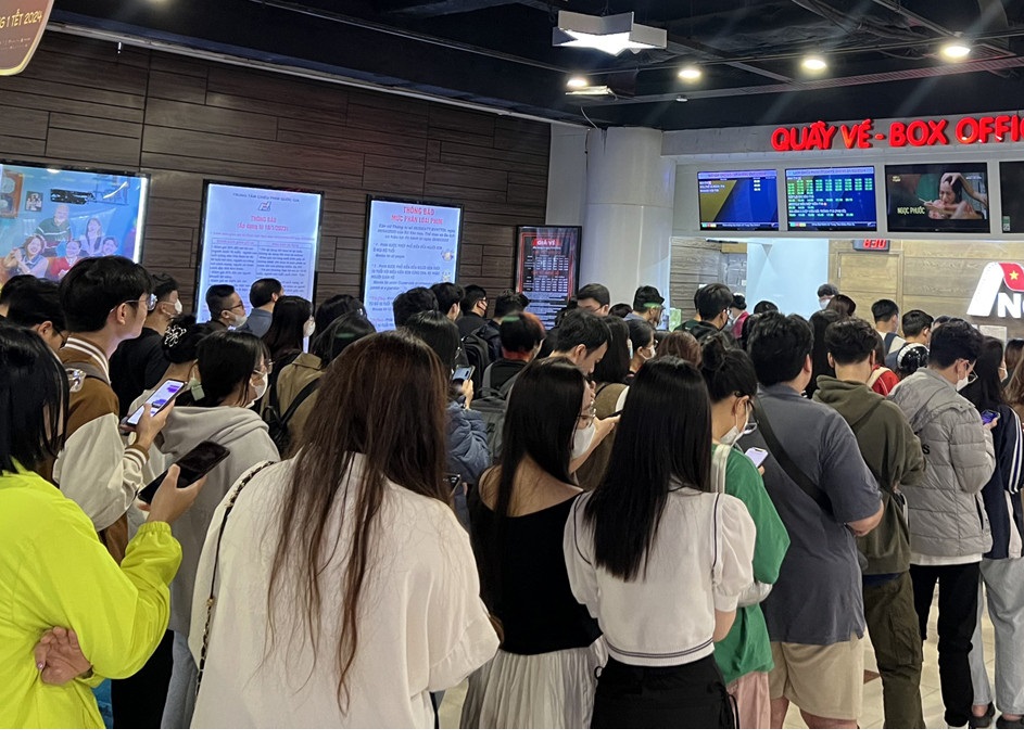 Đào, phở và piano