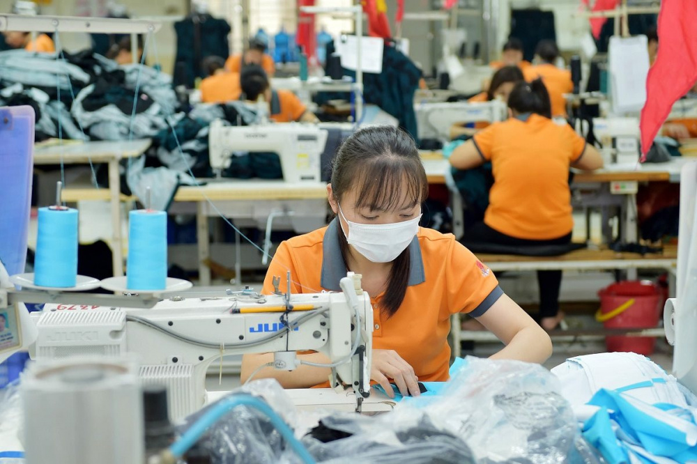 Cwincom hiện đang mở dệt may