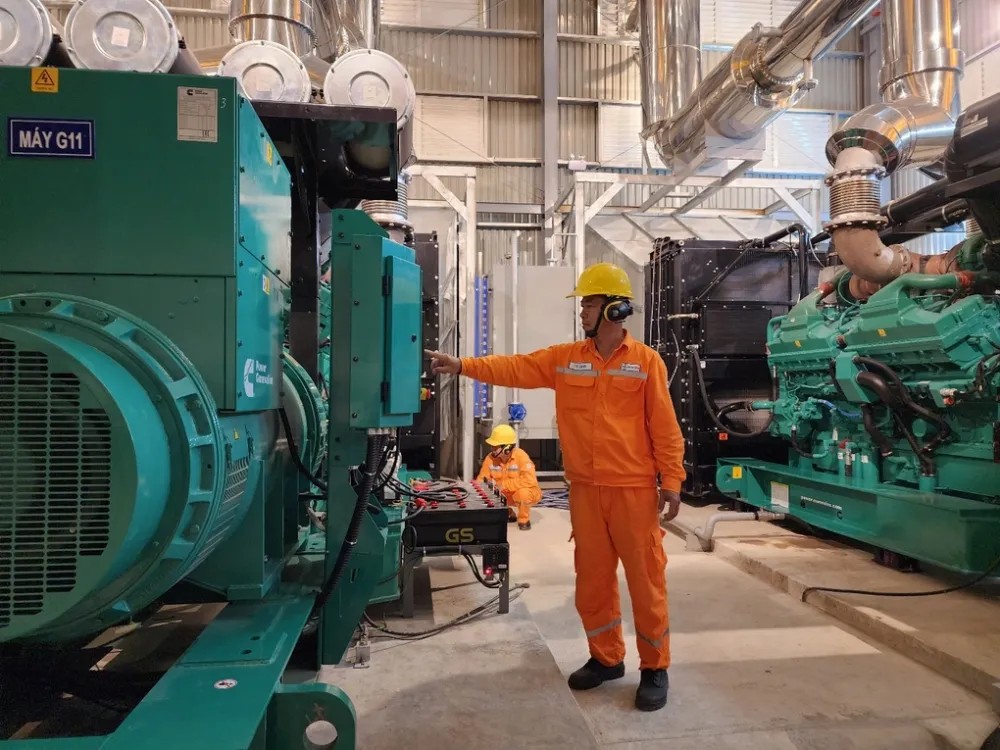 Việc nghiệm thu đóng điện 04 tổ máy phát điện đã bổ sung nguồn phát điện thêm 6.400kW, nâng công suất nguồn phát điện diesel của ngành Điện tại huyện Côn Đảo lên 15.720 kW