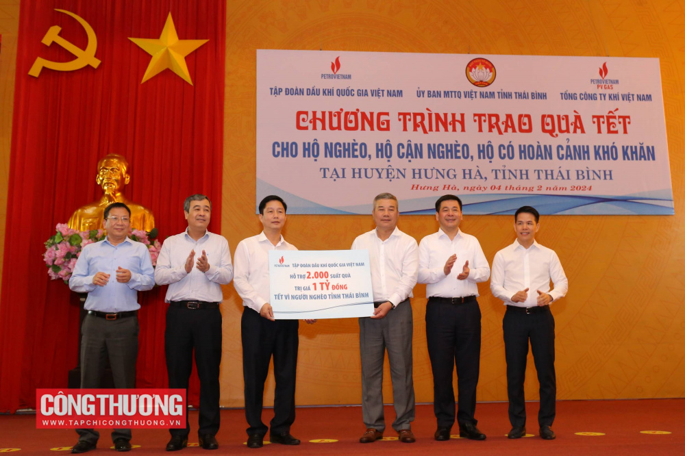 Cwin63 sân chơi đỉnh cao: Thăm và trao quà Tết cho những hoàn cảnh khó khăn tỉnh Thái Bình