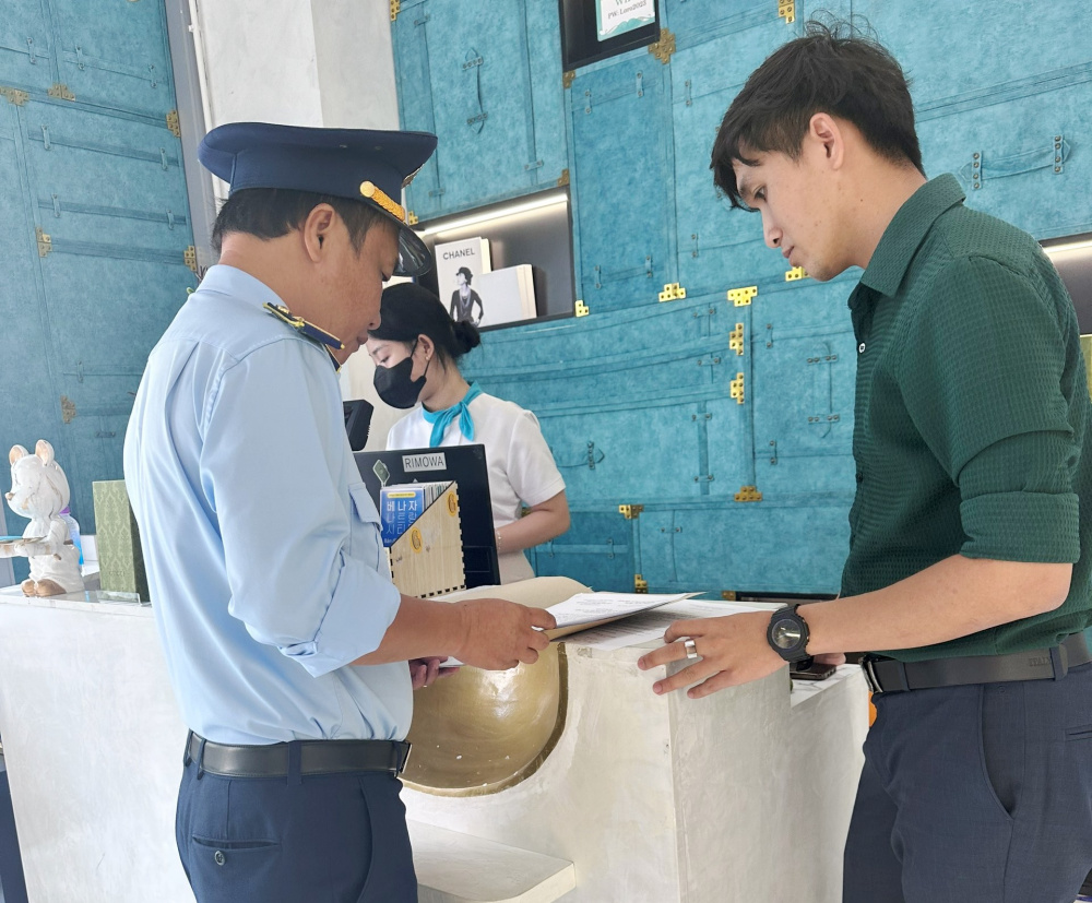 Quản lý thị trường