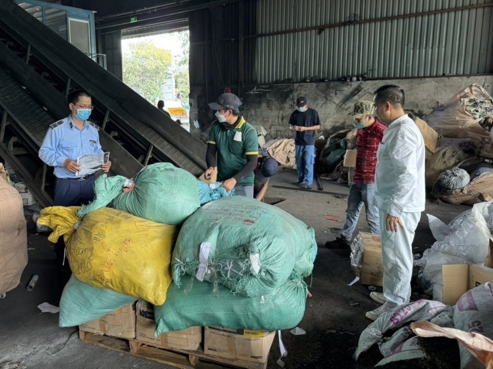Ngày 22/03/2024, Đội Quản lý thị trường số 9, Cục QLTT TP.HCM đã giám sát thực hiện việc tiêu hủy Cwin Đăng Ký + 1888k vi phạm trị giá hơn 1,4 tỷ đồng.