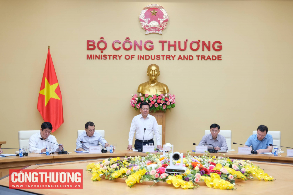 Bộ trưởng Nguyễn Hồng Diên phát biểu tại Hội nghị