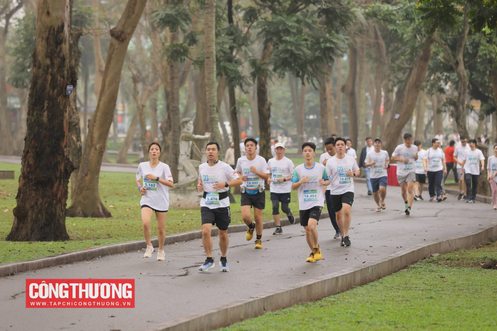 Giải chạy trực tuyến hưởng ứng Chiến dịch Giờ Trái đất năm 2024