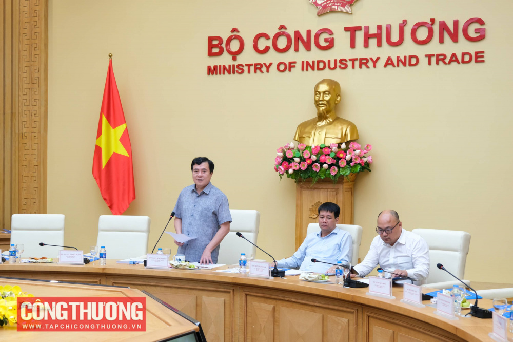 Họp Ban soạn thảo, Tổ biên tập xây dựng dự án Luật Hóa chất (sửa đổi)