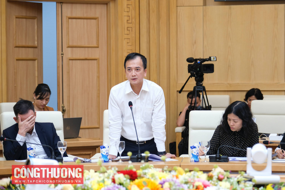 Các đại biểu góp ý hoàn thiện Dự thảo Nghị định