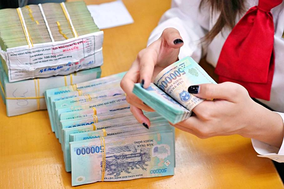 Lương của người quản lý, kiểm soát viên
