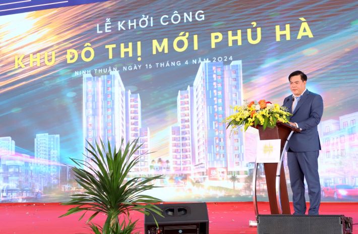 ông Nguyễn Tiến Nghị - Tổng giám đốc Công ty cổ phần Đầu tư Xây dựng MK phát biểu