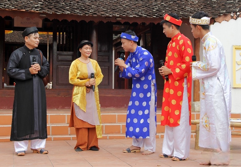 cá gỗ đã trở thành biểu tượng của tinh thần hiếu học, vượt khó vươn lên, nỗ lực thành tài của người dân nơi đây.