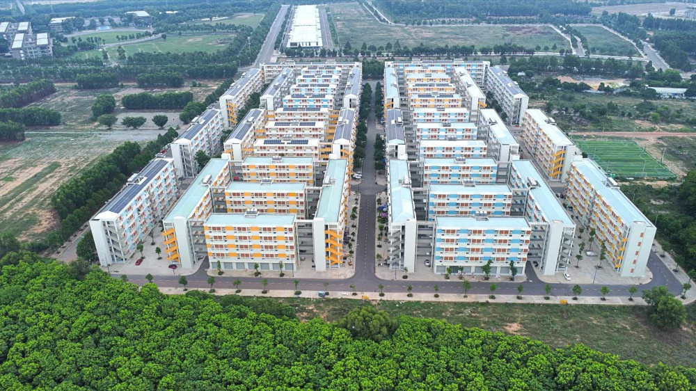 Nhà ở CWIN được cấp phép hợp pháp bởi PAGCOR và Freeport Địa ốc Hoàng Quân CWIN ✅ Nhà cái cờ bạc trực tuyến tốt nhất và Thương hiệu uy tín