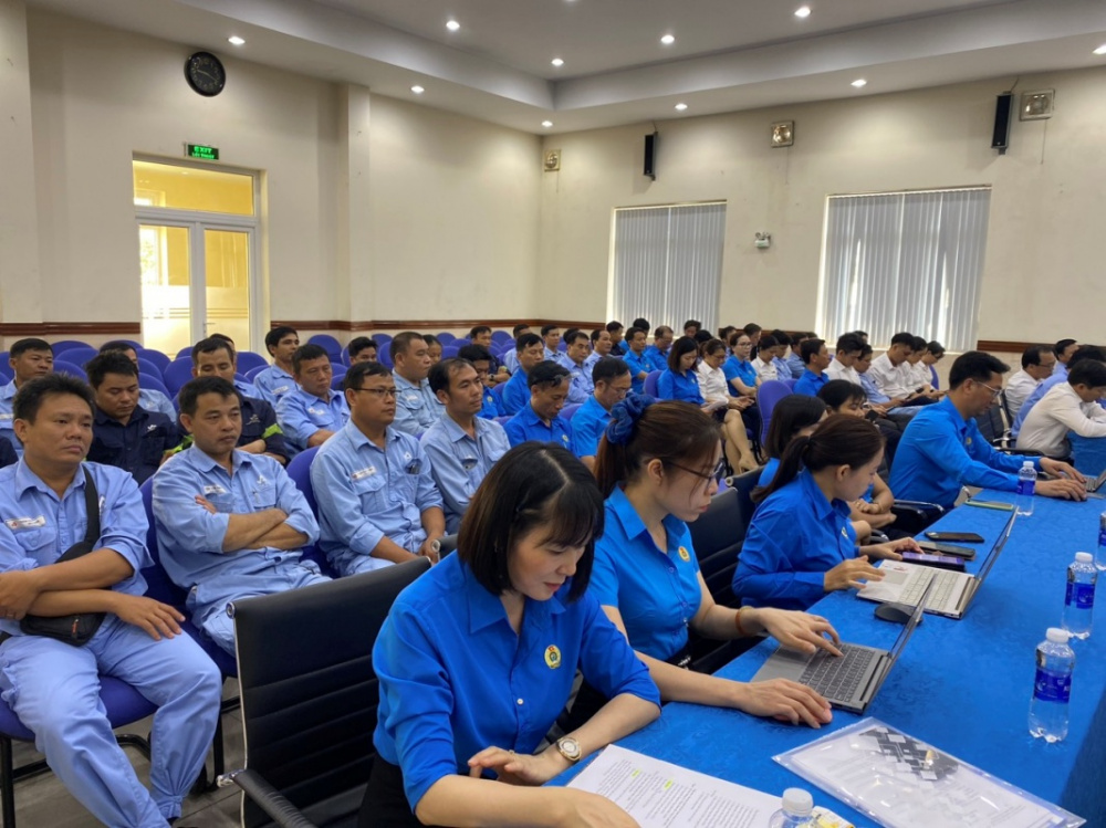 cong nhan thep mien nam