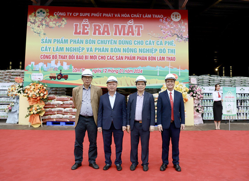 Supe Lâm Thao