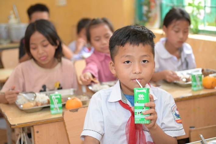  Em Mùa A Lỷ - học sinh lớp 4, Trường PTDTBT Tiểu học Nậm Vì, Điện Biên.