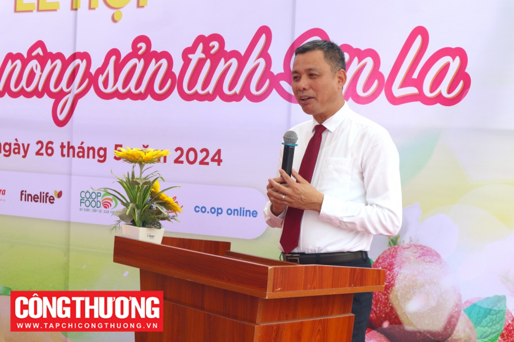 Lễ hội mận hậu và nông sản tỉnh Sơn La