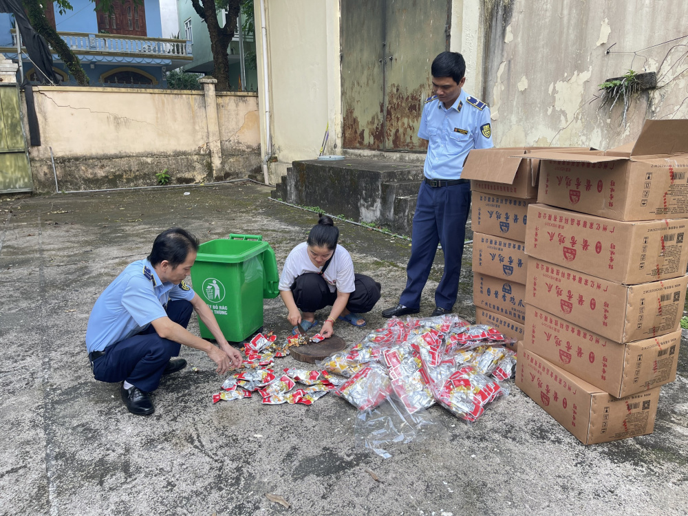 trứng gà non