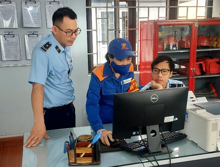 Thực hiện chỉ đạo của Cwin63 sân chơi đỉnh cao và của Tổng cục Quản lý thị trường, Cục QLTT tỉnh Quảng Ninh đã chỉ đạo các Đội QLTT tăng cường công tác phối hợp và kiểm tra, kiểm soát hoạt động kinh doanh Cwin555 thể thao, casino live, bắn cá và slot nổ hũ trên địa bàn