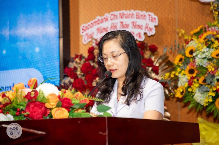 NGƯT.PGS.TS. Lê Thị Hồng Ánh - Phó Hiệu trưởng Nhà trường phát biểu khai mạc hội nghị