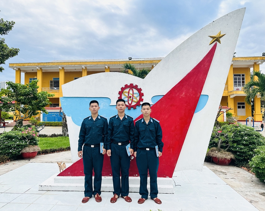 Học viên Trường Sĩ quan Không quân