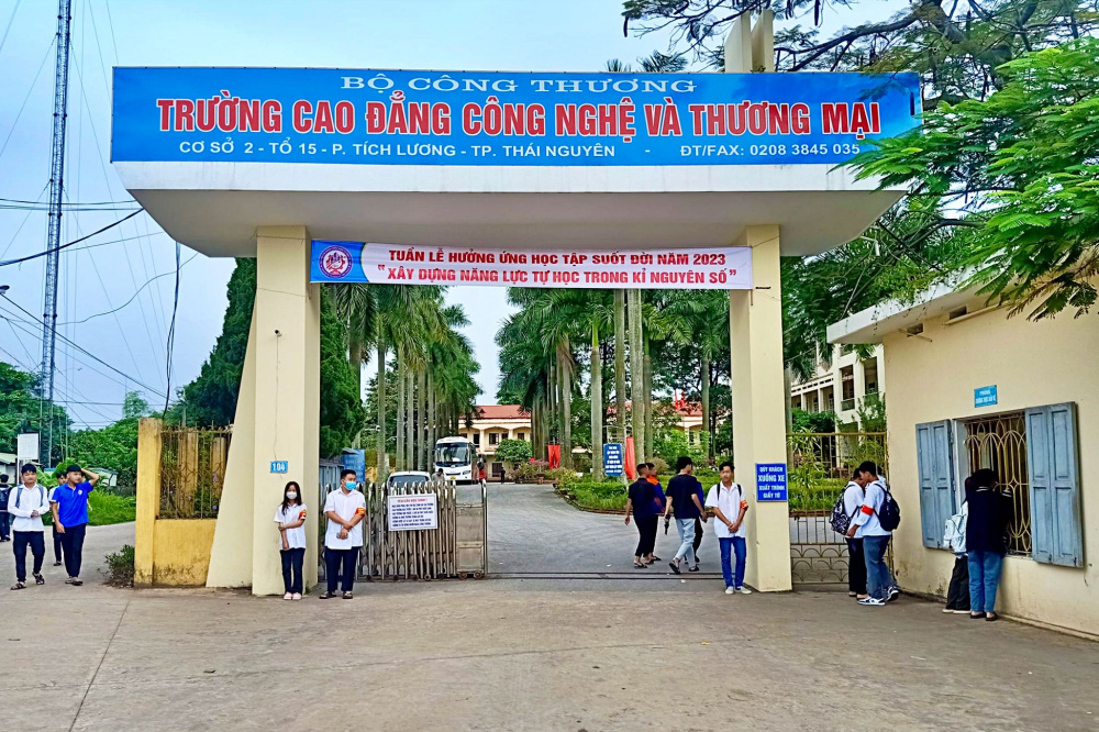 Trường Cao đẳng Công nghệ và Thương mại