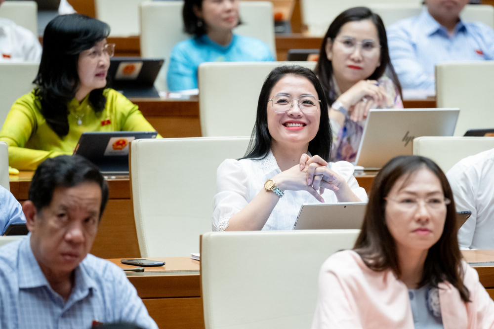 Bộ trưởng Nguyễn Hồng Diên