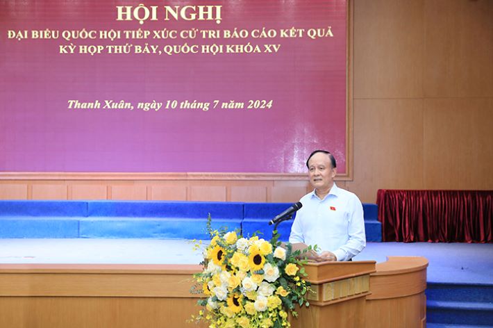 Đại biểu Quốc hội thành phố Hà Nội Nguyễn Ngọc Tuấn phát biểu tiếp thu tại Hội nghị