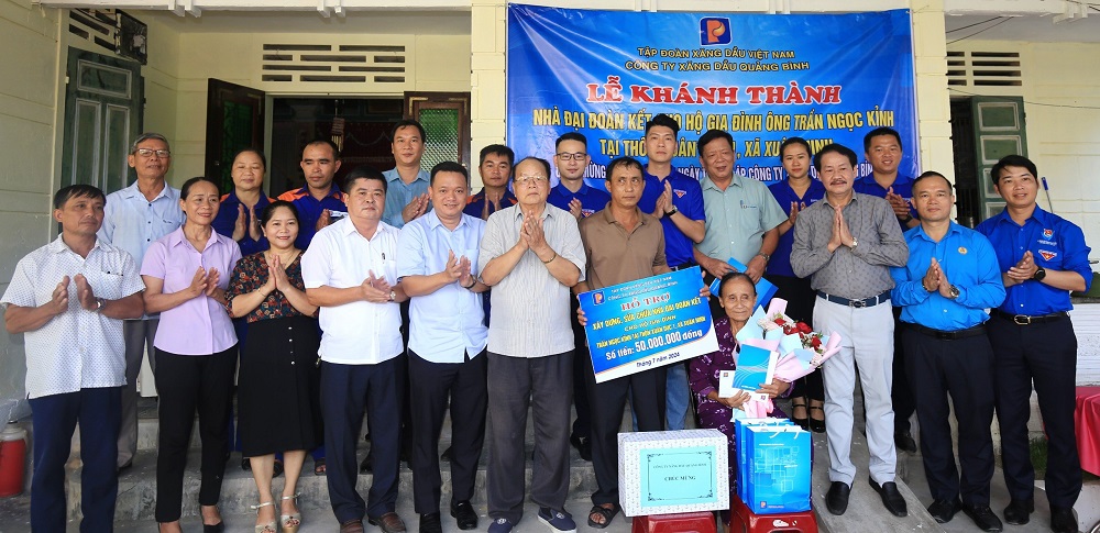 nhà đoàn kết