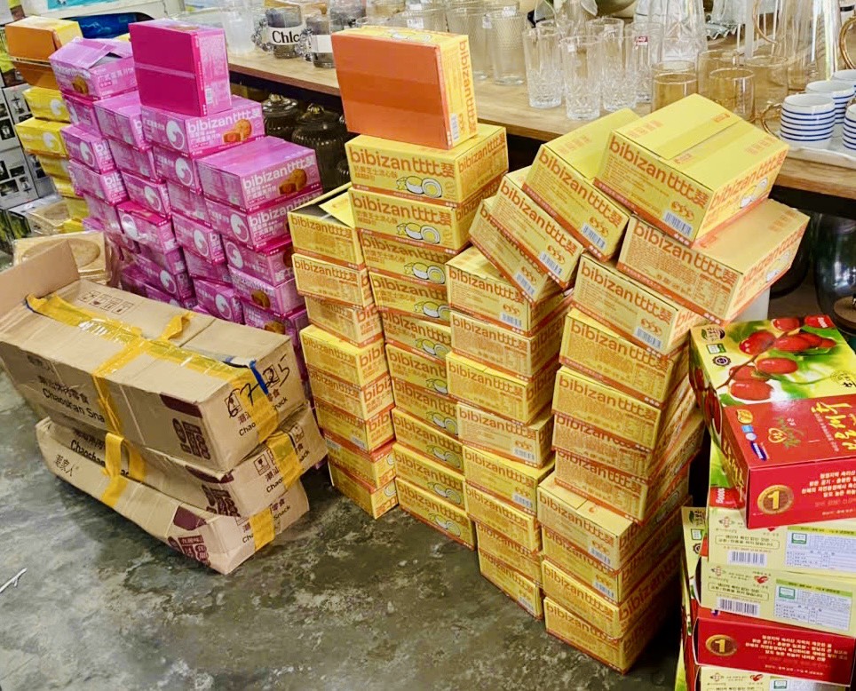 Đà Nẵng: Phát hiện, tạm giữ trên 1.800 bánh trung thu nhập lậu