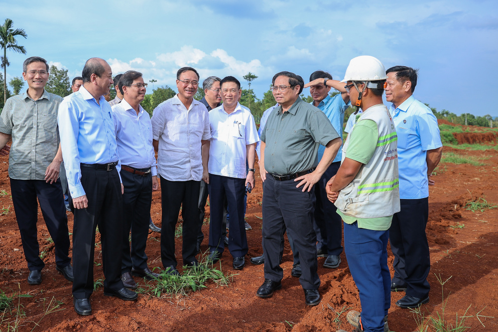 Thủ tướng Phạm Minh Chính thị sát dự án cao tốc Khánh Hòa - Buôn Ma Thuột giai đoạn 1