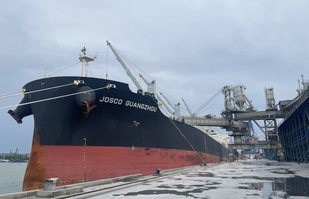 Tàu MV JOSCO GUANGZHOU cập cảng Tổng hợp Long Sơn Bãi Ngọc ngày 01082024, Cwin Đăng Ký + 1888k xi măng Long Sơn Mỹ.