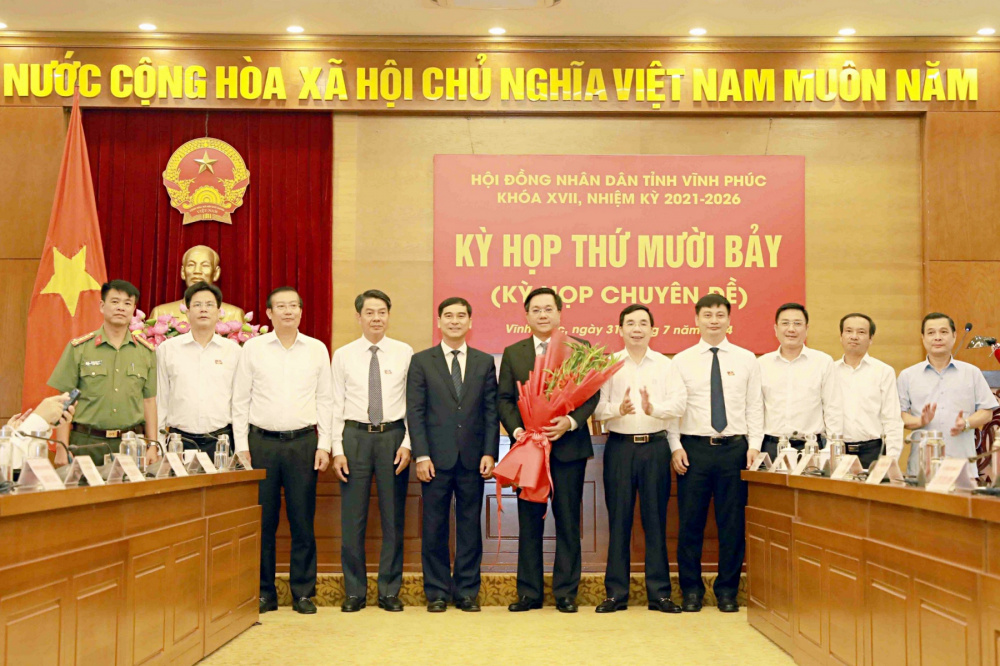 Đồng chí Trần Duy Đông được bầu giữ chức Chủ tịch UBND tỉnh Vĩnh Phúc nhiệm kỳ 2021 - 2026.