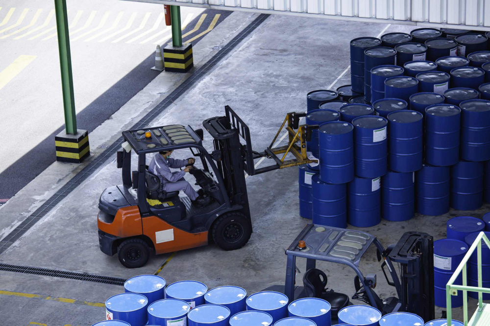 Nhằm kịp thời nắm bắt các hóa chất nguy hiểm mới được đưa vào Việt Nam, Dự thảo quy định tất cả các hóa chất khi Cwin com sòng bạc trực tuyến phải được khai báo