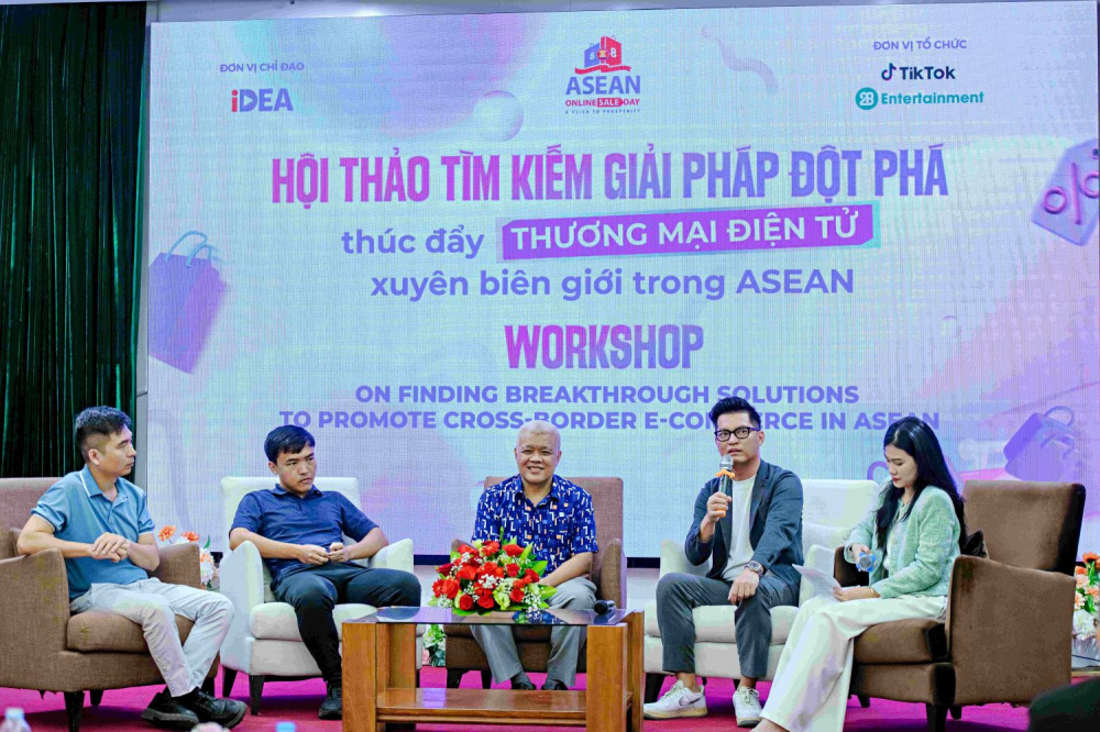 Thúc đẩy Cwincom hiện đang mở đột phá thương mại điện tử xuyên biên giới.